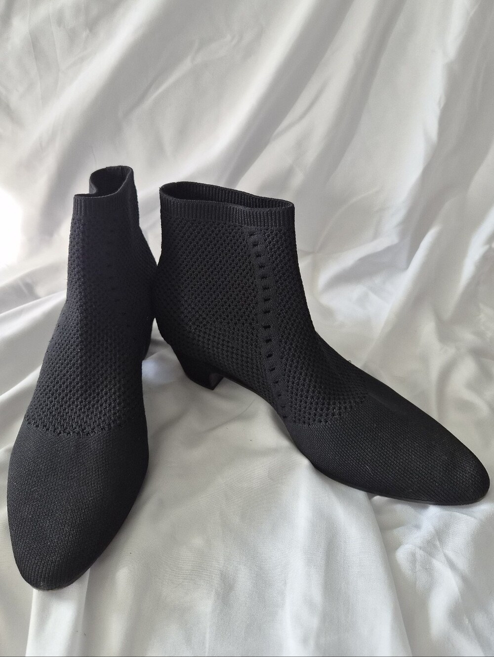 Eileen Fisher Purl Recycled Stretch Knit Ankle Sock Booties Black Size 8